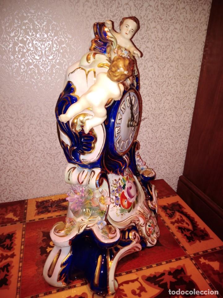 Antig&uuml;edades: Reloj de porcelana - Foto 4