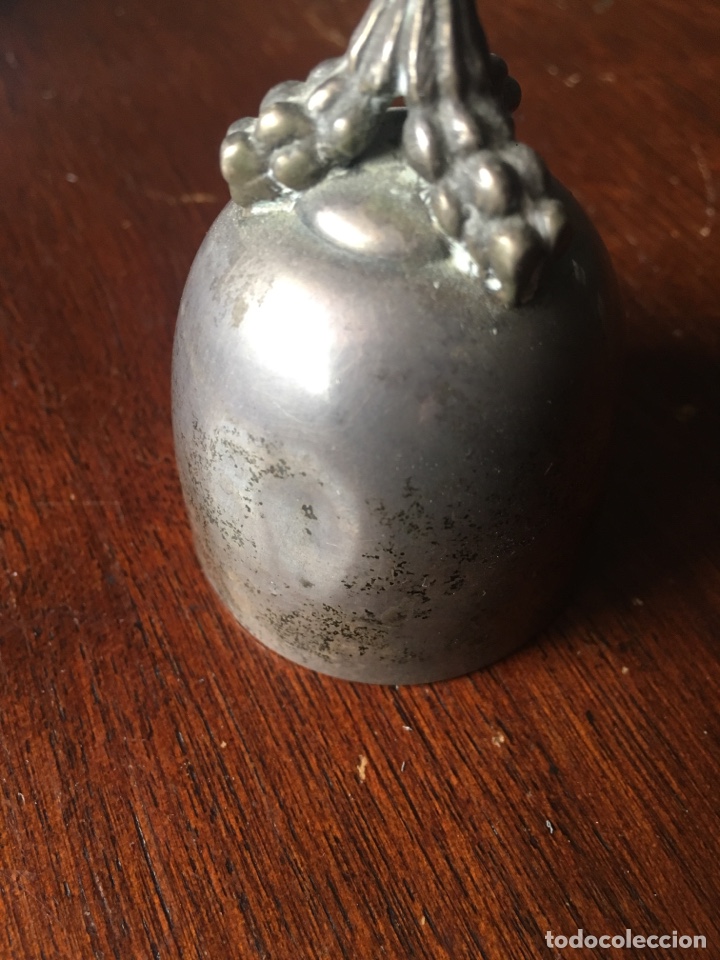 Antig&uuml;edades: Campana de plata maciza decorada - Foto 7