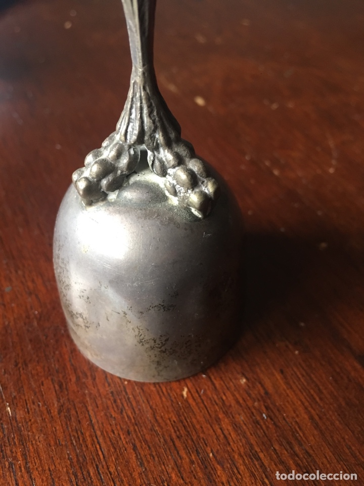 Antig&uuml;edades: Campana de plata maciza decorada - Foto 8