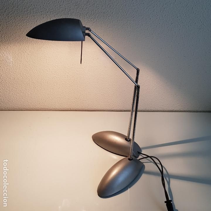 Antig&uuml;edades: L&Aacute;MPARA DE SOBREMESA DE DISE&Ntilde;O - Foto 2