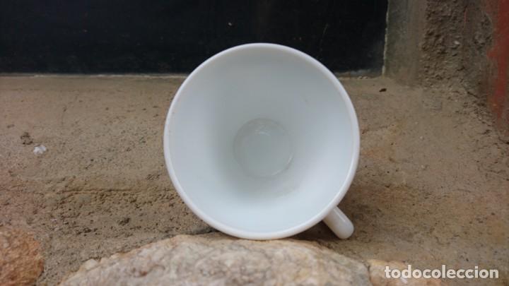 Antig&uuml;edades: Taza antigua decorada. - Foto 2