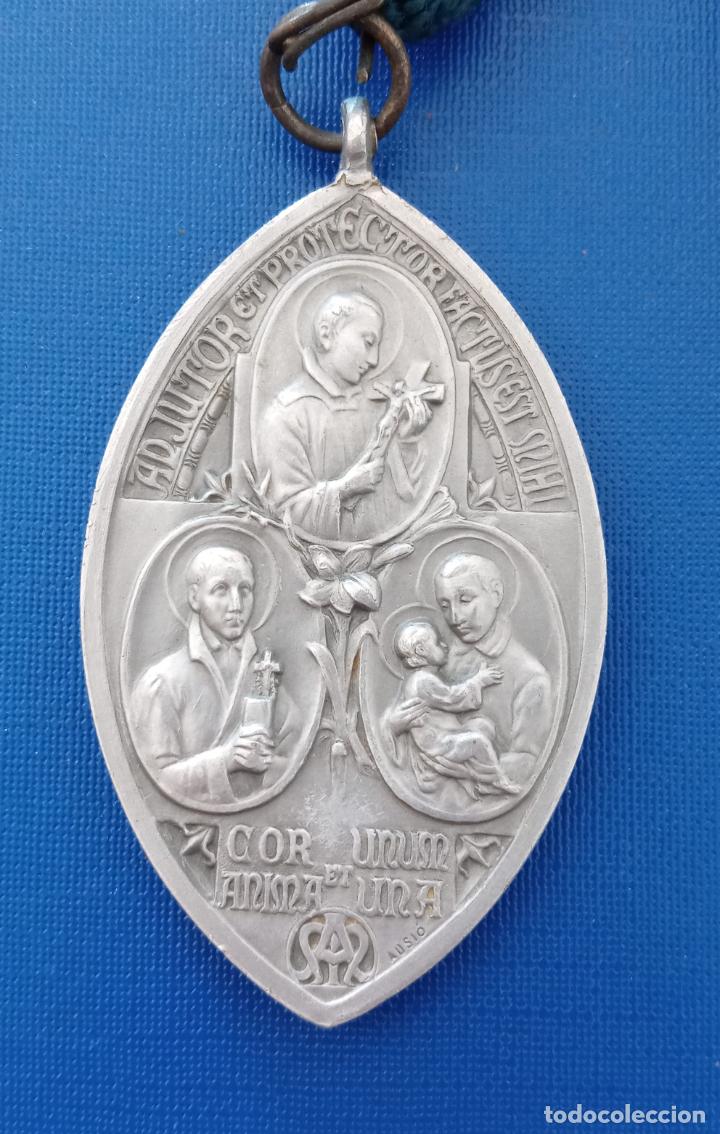 Antig&uuml;edades: MEDALLA RELIGIOSA CON CORD&Oacute;N. VIRGEN. EN ALUMINIO - Foto 3