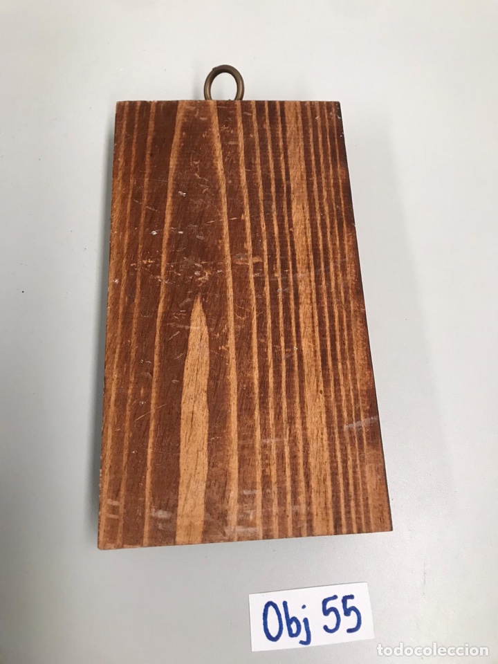 Antig&uuml;edades: Cuelga llaves de madera y lat&oacute;n - Foto 2