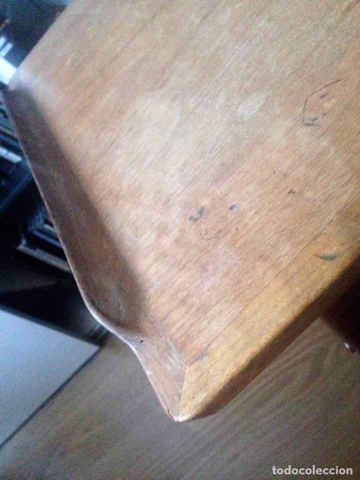 Antig&uuml;edades: MESA TELEVISI&Oacute;N MADERA MAZIZA - Foto 3