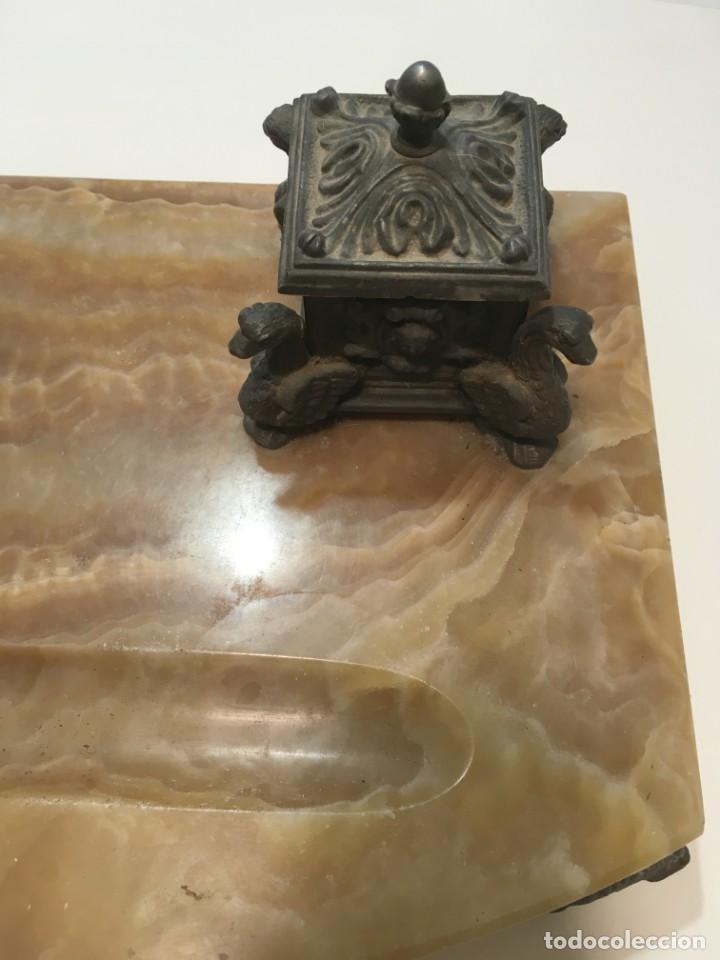 Antig&uuml;edades: Escriban&iacute;a de m&aacute;rmol y bronce - Foto 5