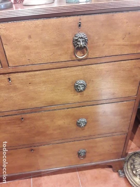 Antig&uuml;edades: C&oacute;moda - Foto 3