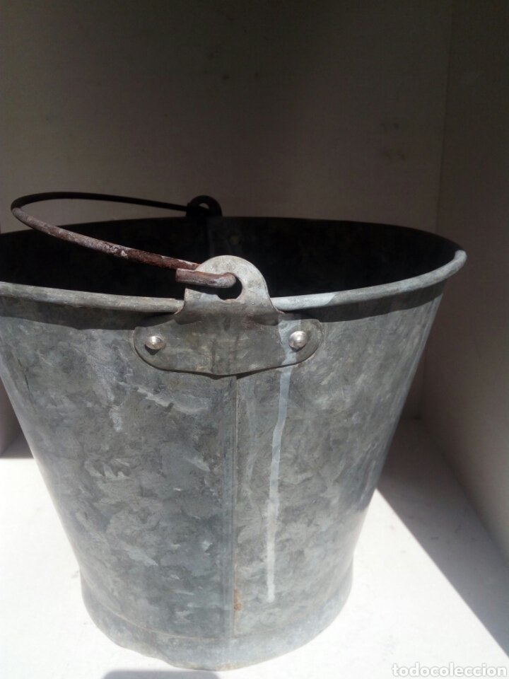 Antig&uuml;edades: Cubo de zinc - Foto 4