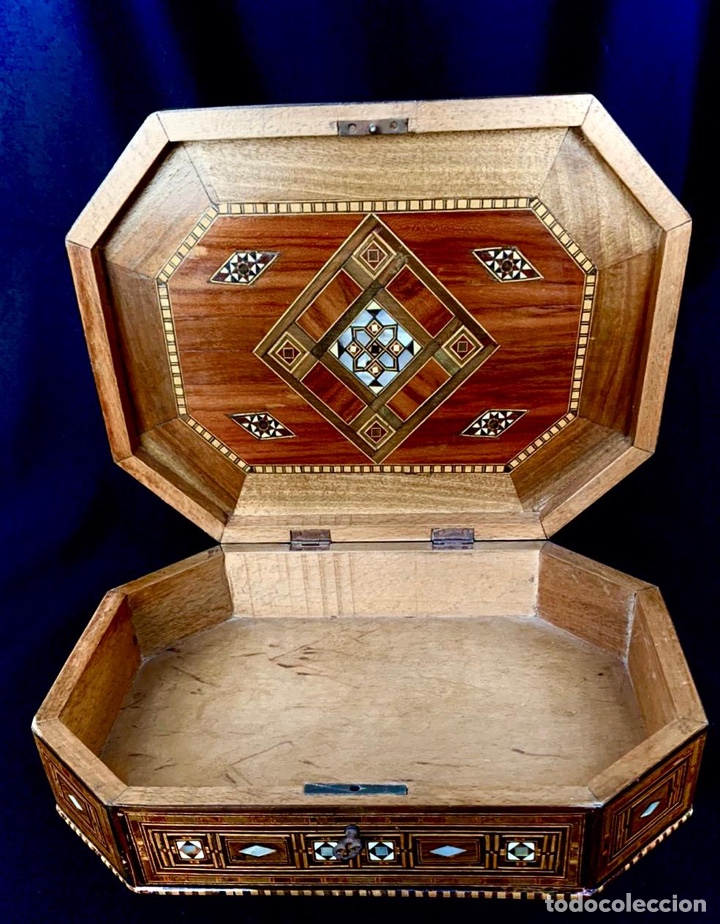 Antig&uuml;edades: Caja arabesca con incrustaciones S.19 - Foto 5