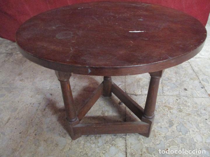 Antig&uuml;edades: Mesita auxiliar - Foto 2