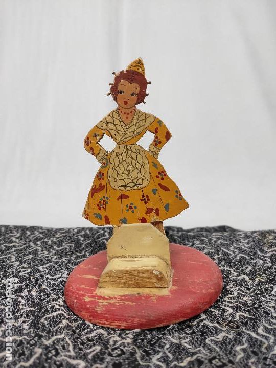 Antig&uuml;edades: Fallera. Imagen de valenciana - Foto 1