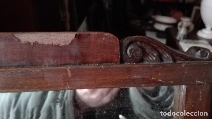 Antig&uuml;edades: Espejo con repisa d&eacute;cada de los 50 - Foto 3