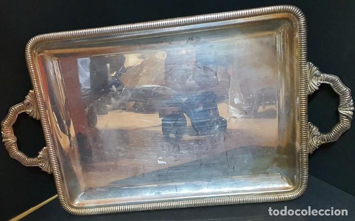 Antig&uuml;edades: Bandeja rectangular con asas plateada - Foto 1