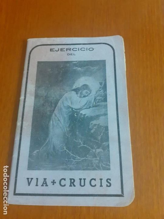 Antig&uuml;edades: Cuadernillo de 1944 para ejercicio del Via Crucis - Foto 1