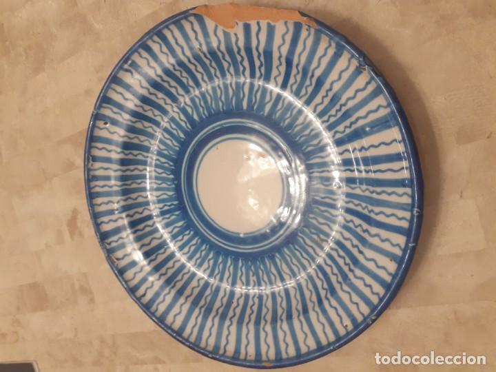 Antig&uuml;edades: Antiguo y gran plato de cer&aacute;mica - Foto 1