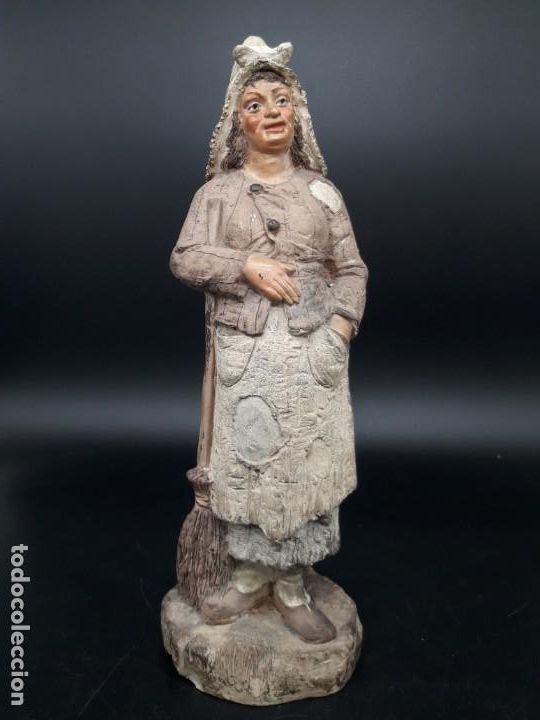 Antig&uuml;edades: Mujer pobre - Foto 1