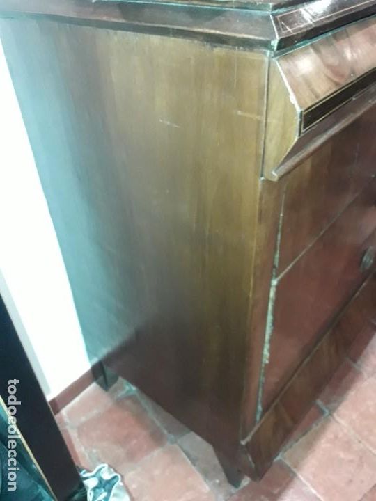 Antig&uuml;edades: C&oacute;moda - Foto 3