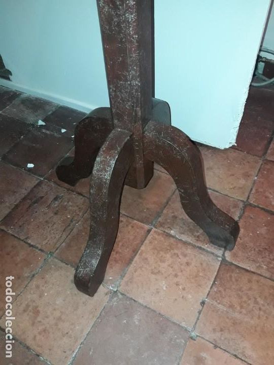 Antig&uuml;edades: Velador madera - Foto 2
