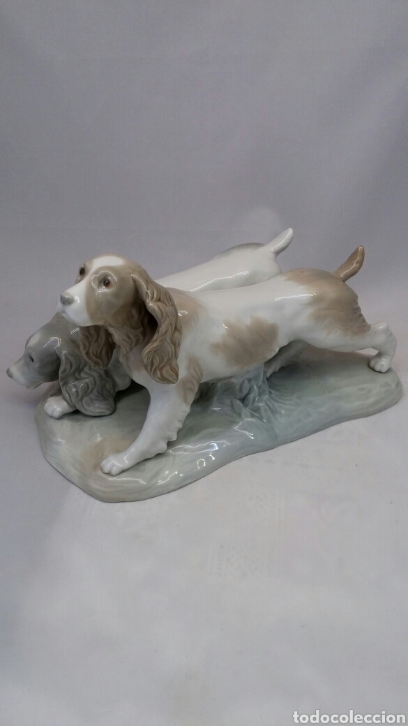 Antig&uuml;edades: Figura pareja peros de caza cocker spaniel - Foto 2