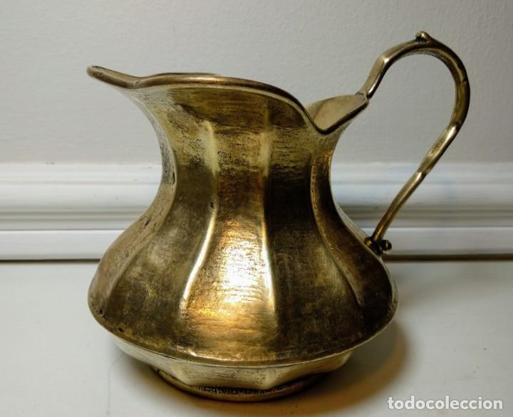Antiquit&eacute;s: Jarra de agua, bronce