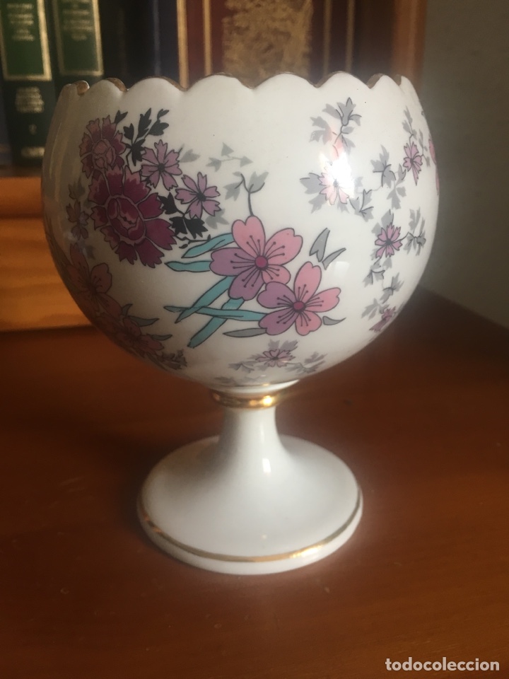 Antig&uuml;edades: Vaso de porcelana hispania belcor - Foto 3