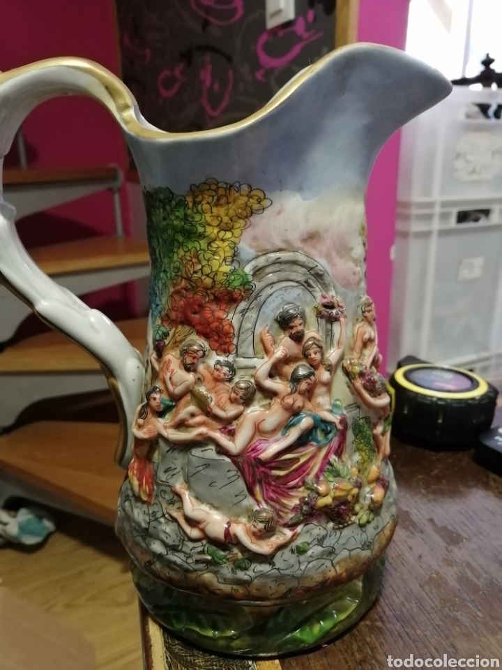 Antig&uuml;edades: Jarra Capodimonte. Bacanal - Foto 1