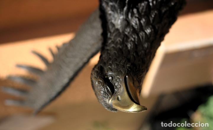 Antig&uuml;edades: Aguila bronce Soher - Foto 3