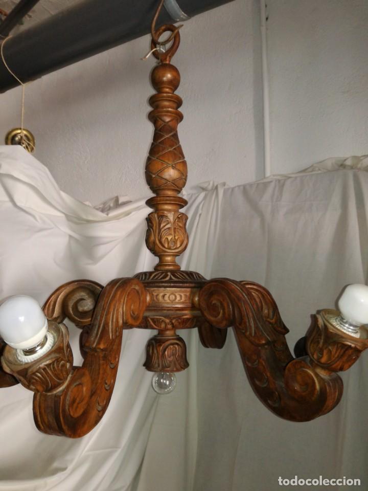 Antig&uuml;edades: Antigua gran l&aacute;mpara en madera - Foto 4