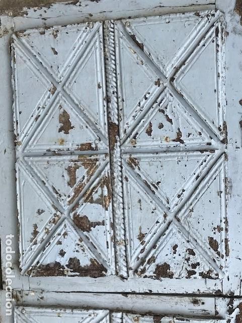 Antig&uuml;edades: Puerta de casta&ntilde;o - Foto 1