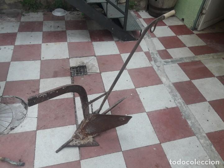 Antig&uuml;edades: ANTIGUO ARADO - Foto 2