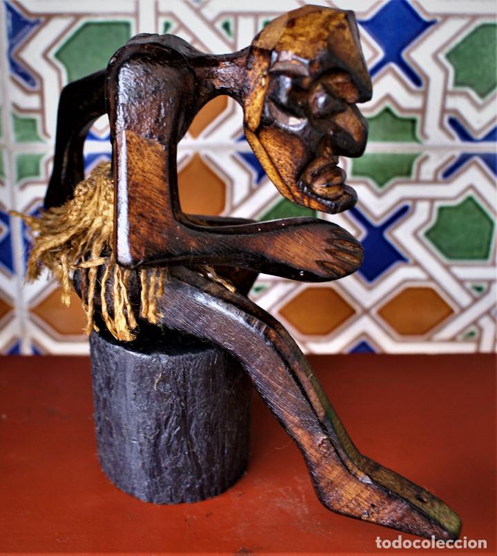 Antig&uuml;edades: Figura en madera de anciano africano - Foto 2