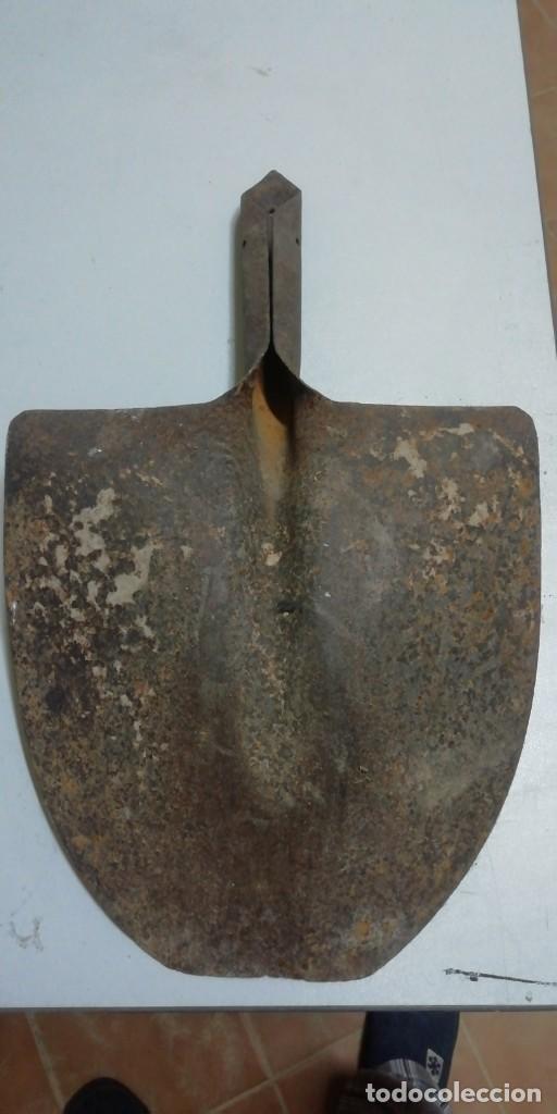 Antig&uuml;edades: Pala de metal - Foto 2
