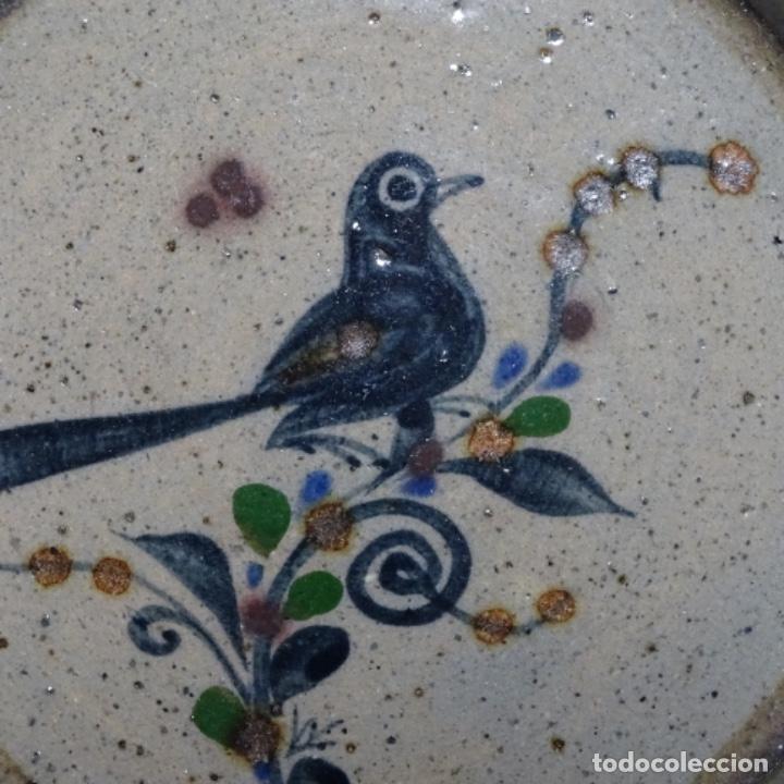 Antig&uuml;edades: Cenicero con pajarito.manises? - Foto 2