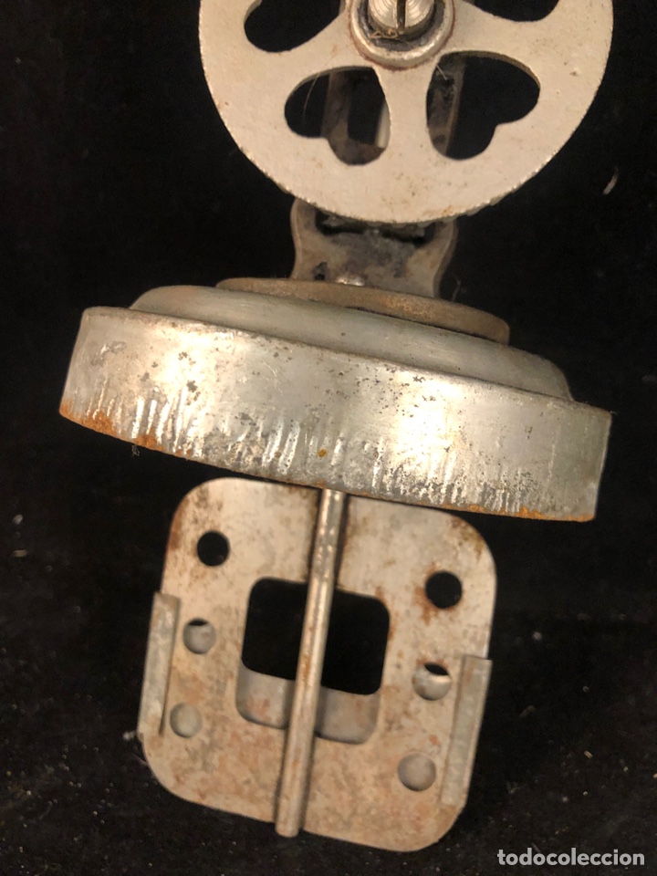 Antig&uuml;edades: Antigua batidora manual marca ELMA - Foto 2