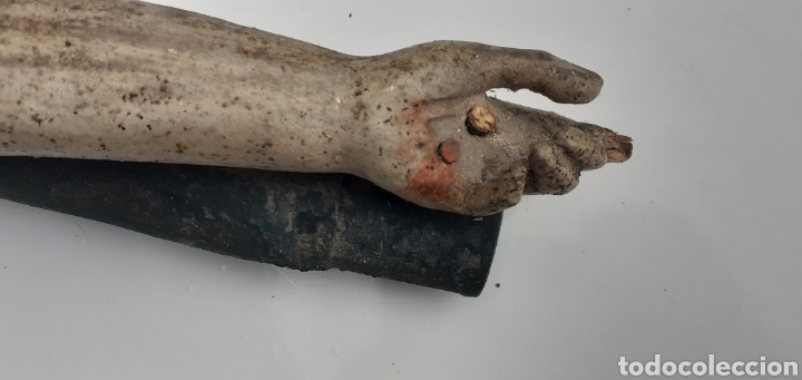 Antig&uuml;edades: Cristo tallado en madera estucada y policromada - Foto 44
