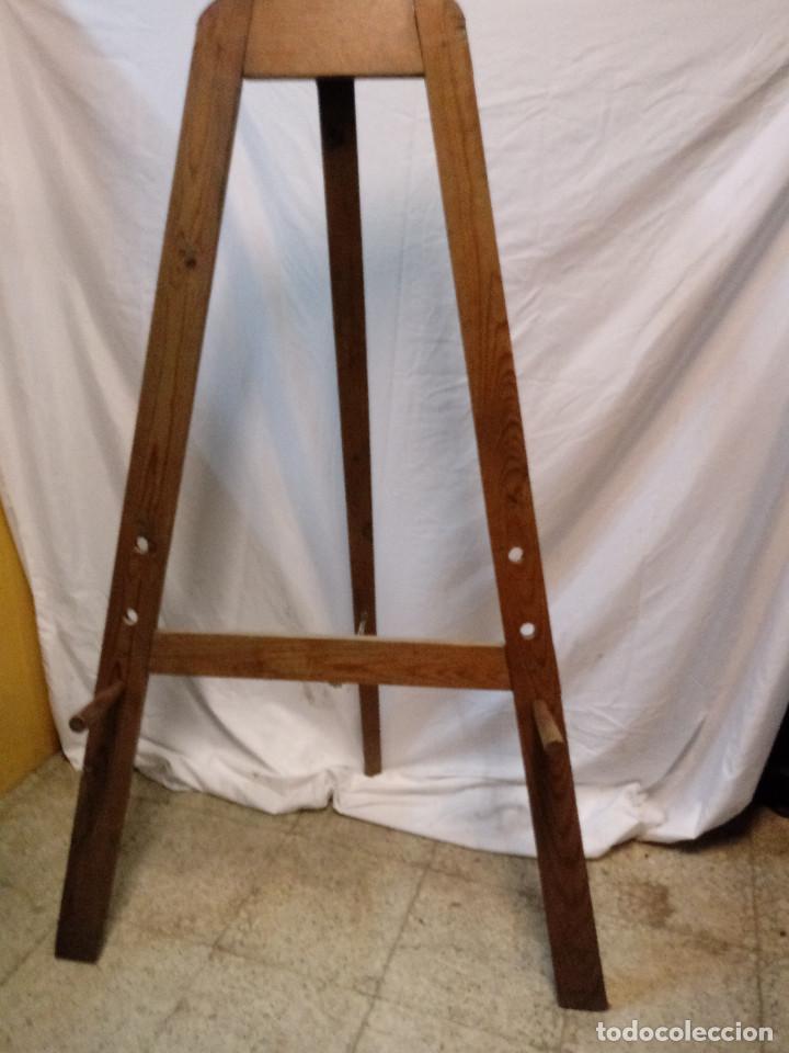 Antig&uuml;edades: Pizarra con soporte - Foto 3