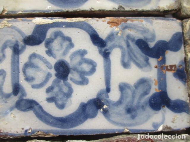 Antig&uuml;edades: Azulejo cenefas siglo XVI - Foto 2