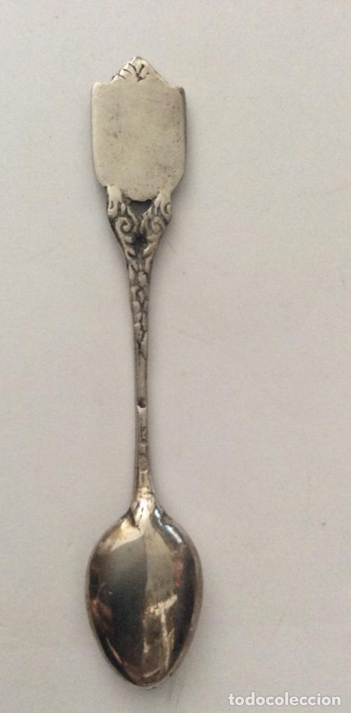 Antig&uuml;edades: Cucharilla esmaltada en plata de ley Bilbao - Foto 2