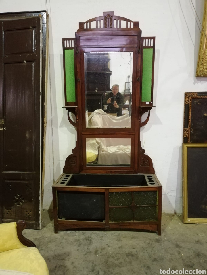 Antig&uuml;edades: Parag&uuml;ero de caoba. - Foto 1