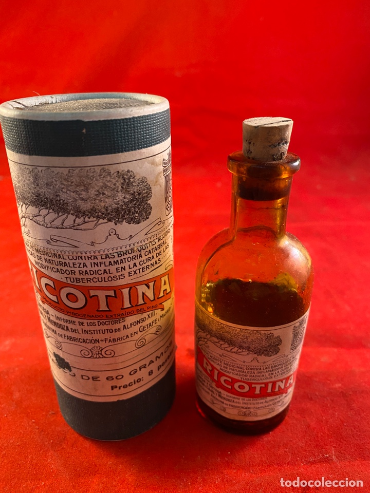 Antig&uuml;edades: Antiguo jarabe Ricotina - Foto 1