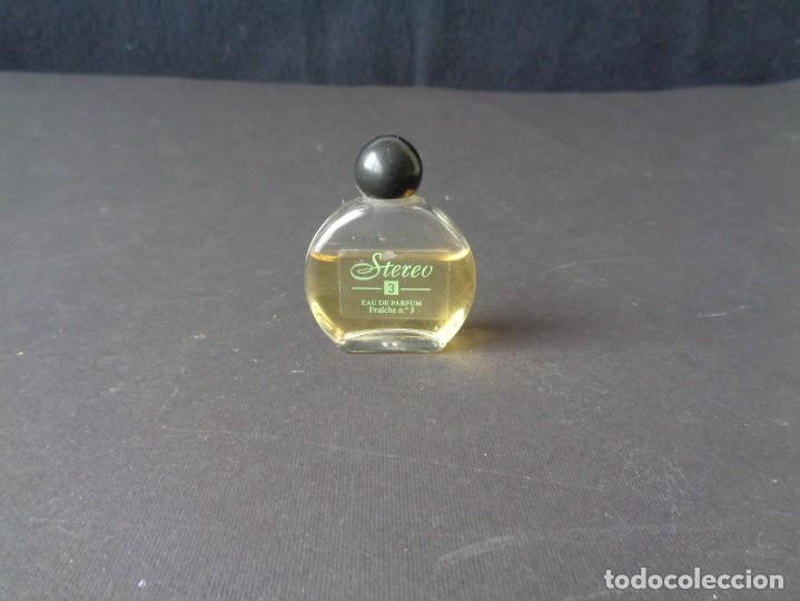 Antig&uuml;edades: MINIATURA DE AGUA DE PERFUME STEREO - Foto 1