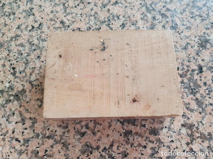 Antig&uuml;edades: Antigua caja de madera - Foto 4
