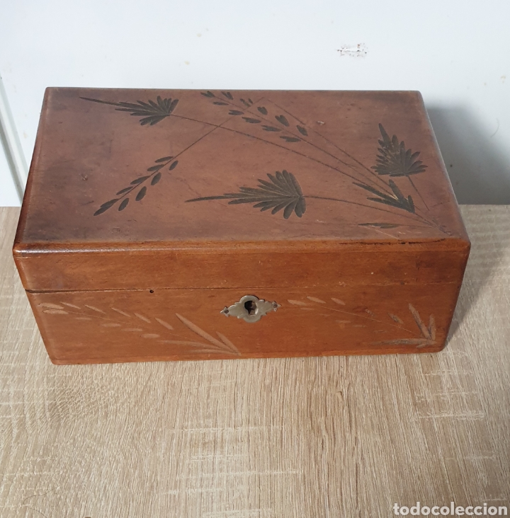 Antig&uuml;edades: Joyero de madera - Foto 3