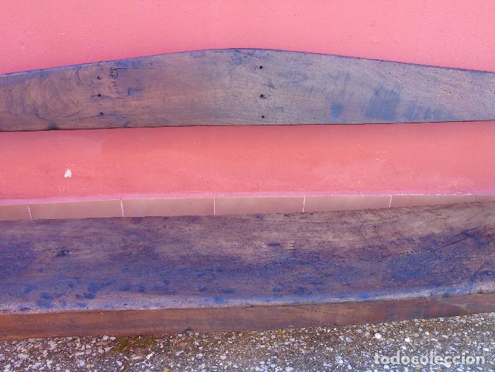 Antig&uuml;edades: ANTIGUO BANCO DE NOGAL. RESTAURADO. - Foto 4