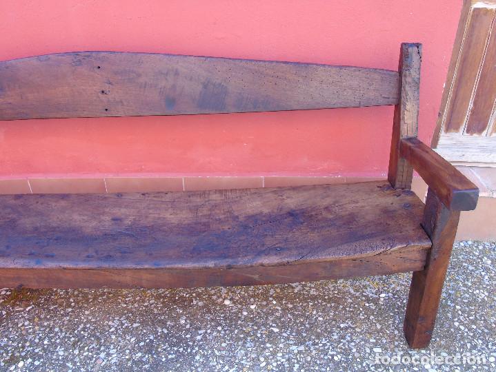 Antig&uuml;edades: ANTIGUO BANCO DE NOGAL. RESTAURADO. - Foto 5