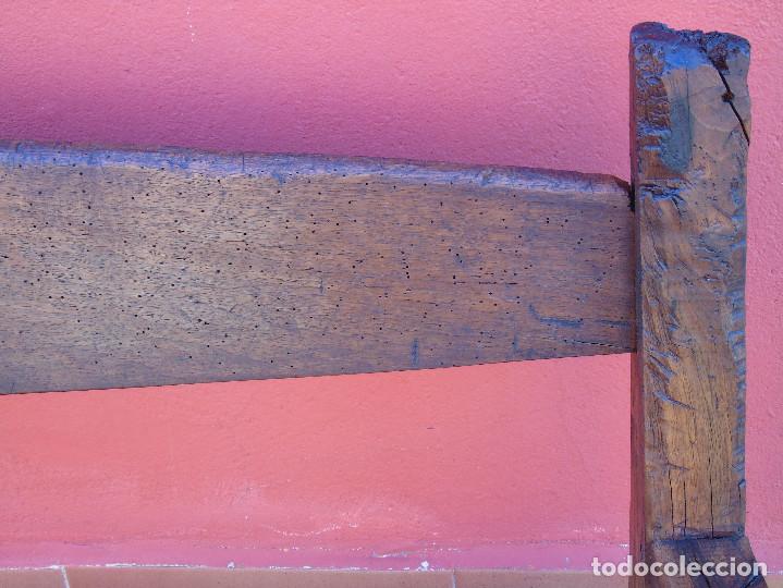 Antig&uuml;edades: ANTIGUO BANCO DE NOGAL. RESTAURADO. - Foto 18