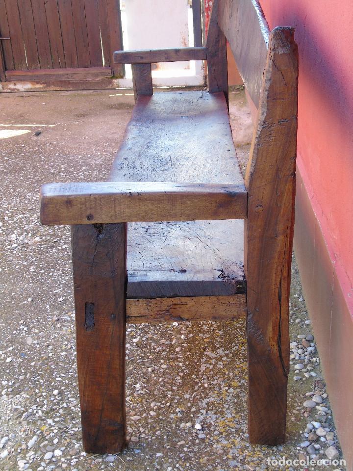 Antig&uuml;edades: ANTIGUO BANCO DE NOGAL. RESTAURADO. - Foto 20
