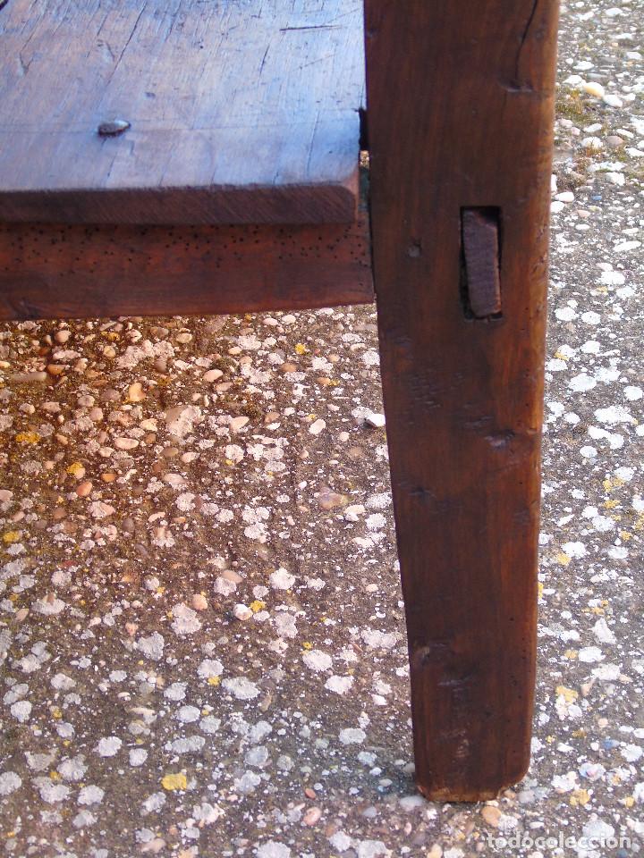 Antig&uuml;edades: ANTIGUO BANCO DE NOGAL. RESTAURADO. - Foto 29