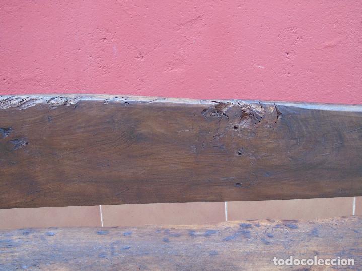 Antig&uuml;edades: ANTIGUO BANCO DE NOGAL. RESTAURADO. - Foto 40