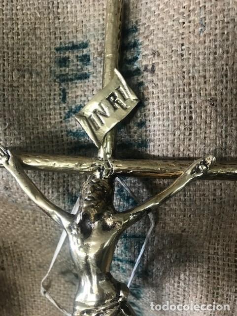 Antig&uuml;edades: Crucifijo bronce - Foto 2