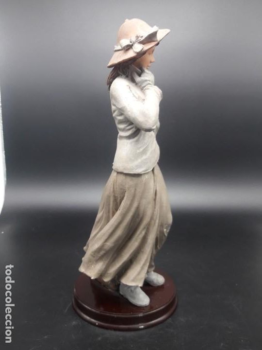 Antig&uuml;edades: Figura de mujer - Foto 4